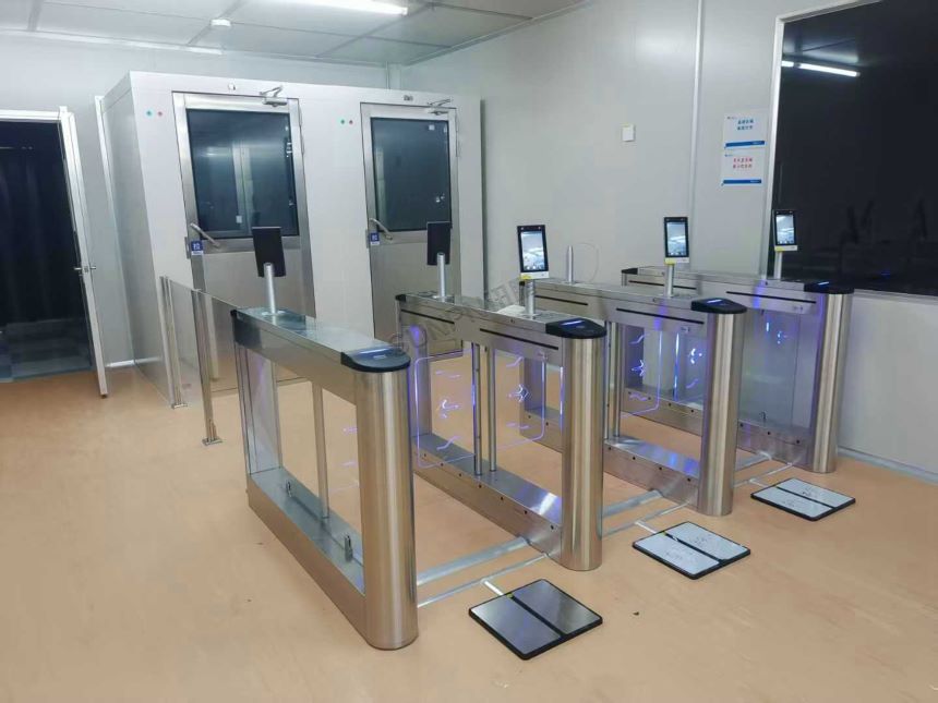 深圳讯鹏科技 ESD 防静电闸机-现场图
