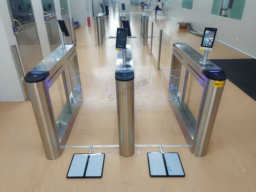 深圳讯鹏科技 ESD 防静电闸机-现场图