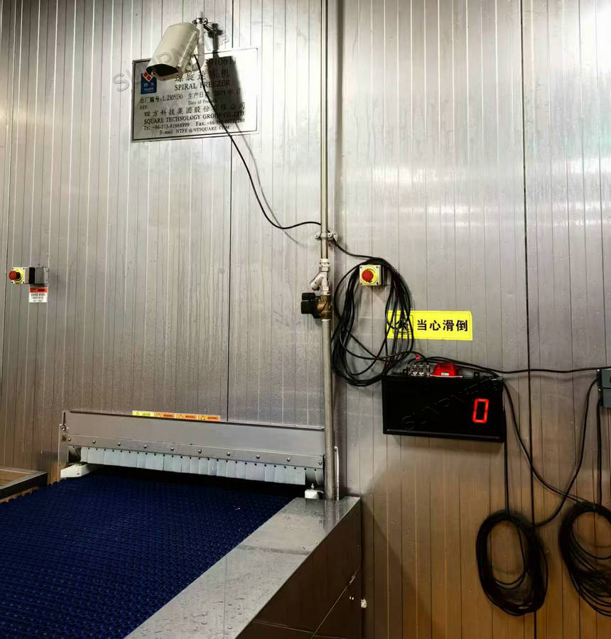 AI视觉计数器+电子看板在工业流水线的应用 AI视觉计数器+电子看板在工业流水线的应用