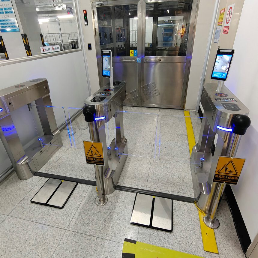 讯鹏科技：ESD监控闸机-案例图