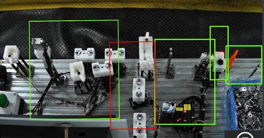 讯鹏科技：AI 视觉作业防错系统-案例说明